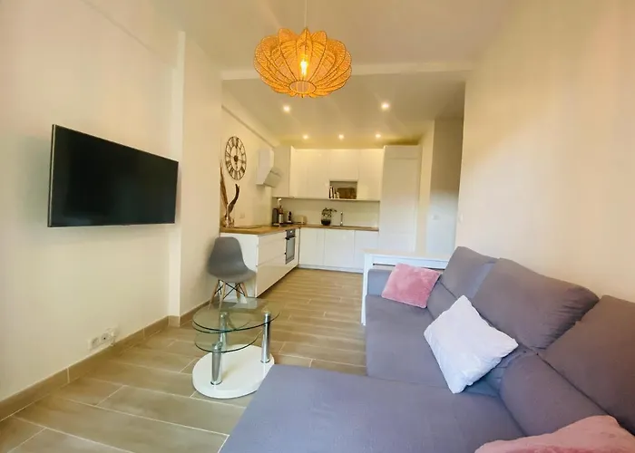 50M Plage / 200M Hippodrome 2 Pieces Jardin Garage